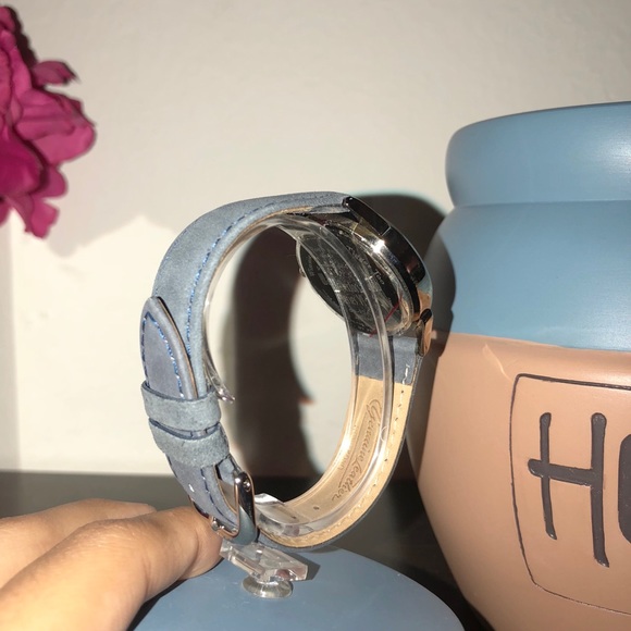 Disney Watch Collector's Club Winnie The Pooh - Picture 5 of 5